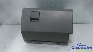 Begagnade Handskfack Opel Zafira Pris € 45,00 Marginaltabell erbjuds av Klein Gunnewiek Autodemontage & Motorentechniek