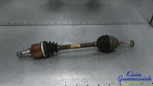 Używane Os napedowa lewy przód Ford Focus Cena € 25,00 Procedura marży oferowane przez Klein Gunnewiek Autodemontage & Motorentechniek