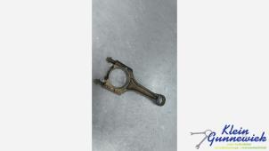 Begagnade Vevstake Volkswagen Golf Pris € 70,00 Marginaltabell erbjuds av Klein Gunnewiek Autodemontage & Motorentechniek