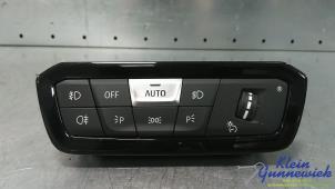 Używane Przelacznik swiatel BMW 4-Serie Cena € 85,00 Procedura marży oferowane przez Klein Gunnewiek Autodemontage & Motorentechniek