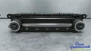 Używane Panel obslugi radia Audi A3 Cena € 50,00 Procedura marży oferowane przez Klein Gunnewiek Autodemontage & Motorentechniek