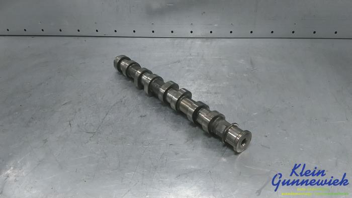 Kamaxel från en Opel Corsa 2007