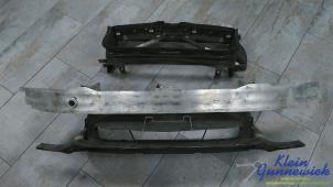 Begagnade Front BMW 3-Serie Pris € 250,00 Marginaltabell erbjuds av Klein Gunnewiek Autodemontage & Motorentechniek