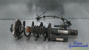 Begagnade Stötdämparstång, höger fram Audi RS6 Pris € 650,00 Marginaltabell erbjuds av Klein Gunnewiek Autodemontage & Motorentechniek