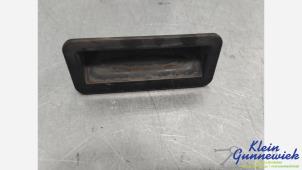 Gebruikte Handgreep Achterklep Ford Mondeo Prijs € 20,00 Margeregeling aangeboden door Klein Gunnewiek Autodemontage & Motorentechniek