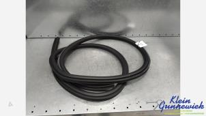 Begagnade Dörrtätning, 4-dörrars, höger bak Ford Focus Pris € 25,00 Marginaltabell erbjuds av Klein Gunnewiek Autodemontage & Motorentechniek