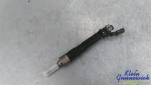 Gebruikte Injector (benzine injectie) Mercedes B-Klasse Prijs € 60,00 Margeregeling aangeboden door Klein Gunnewiek Autodemontage & Motorentechniek