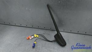 Gebruikte GPS Antenne Opel Vivaro Prijs € 25,00 Margeregeling aangeboden door Klein Gunnewiek Autodemontage & Motorentechniek