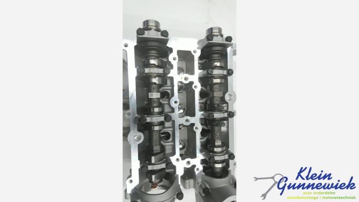 Topplock från en Ford Focus 2011