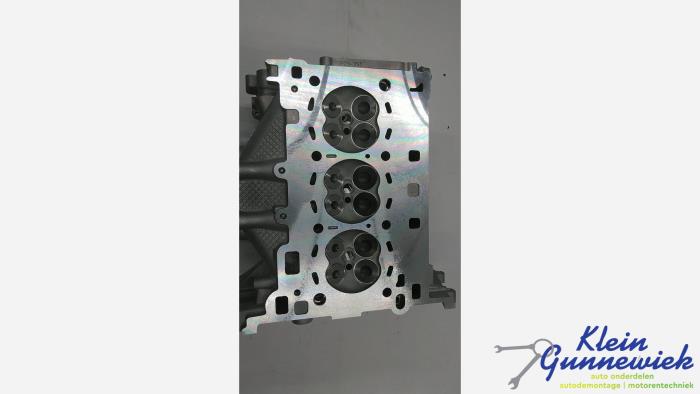 Topplock från en Ford Focus 2011