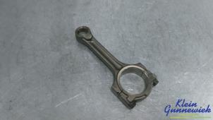 Begagnade Vevstake Renault Megane Pris € 40,00 Marginaltabell erbjuds av Klein Gunnewiek Autodemontage & Motorentechniek