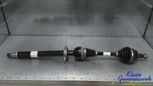 Begagnade Drivaxel, höger fram Mercedes GLA Pris € 395,00 Marginaltabell erbjuds av Klein Gunnewiek Autodemontage & Motorentechniek