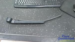 Begagnade Bakre torkararm Audi SQ5 Pris € 20,00 Marginaltabell erbjuds av Klein Gunnewiek Autodemontage & Motorentechniek