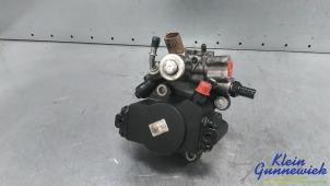 Gebruikte Brandstofpomp Mechanisch Mercedes Sprinter Prijs € 175,00 Margeregeling aangeboden door Klein Gunnewiek Autodemontage & Motorentechniek