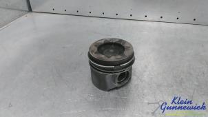 Begagnade Kolv Ford Kuga Pris € 85,00 Marginaltabell erbjuds av Klein Gunnewiek Autodemontage & Motorentechniek