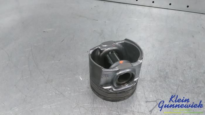 Kolv från en Ford Kuga 2019