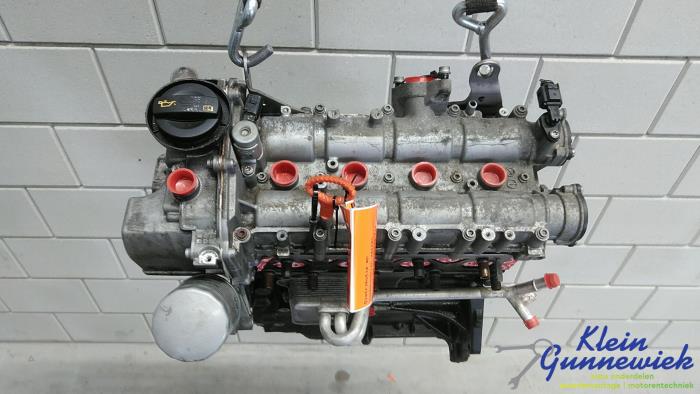 Motor van een Volkswagen Golf 2012