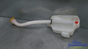 Begagnade Spolartank, vindruta Renault Kangoo Pris € 20,00 Marginaltabell erbjuds av Klein Gunnewiek Autodemontage & Motorentechniek