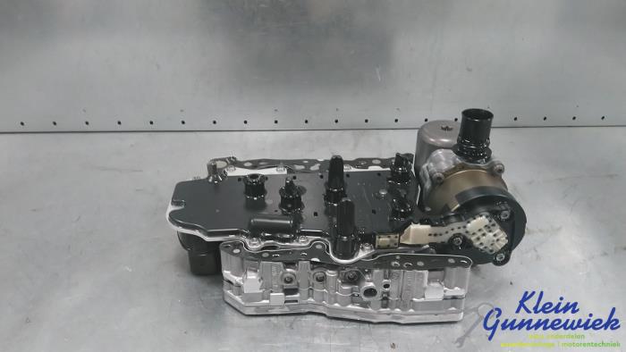 Mekatronik från en Volkswagen Golf 2025