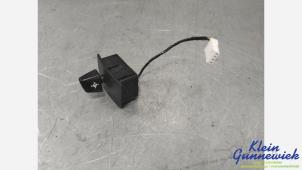 Gebruikte Schakelaar BMW X5 Prijs € 25,00 Margeregeling aangeboden door Klein Gunnewiek Autodemontage & Motorentechniek