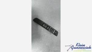 Gebruikte Schakelaar BMW X5 Prijs € 50,00 Margeregeling aangeboden door Klein Gunnewiek Autodemontage & Motorentechniek