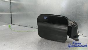 Begagnade Tanklucka BMW X5 Pris € 45,00 Marginaltabell erbjuds av Klein Gunnewiek Autodemontage & Motorentechniek