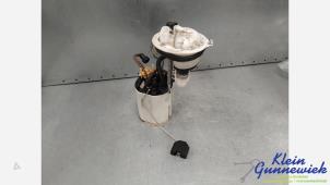 Używane Elektryczna pompa paliwa Volkswagen Passat Cena € 125,00 Procedura marży oferowane przez Klein Gunnewiek Autodemontage & Motorentechniek