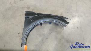 Używane Blotnik prawy przód Volkswagen T-Roc Cena € 225,00 Procedura marży oferowane przez Klein Gunnewiek Autodemontage & Motorentechniek