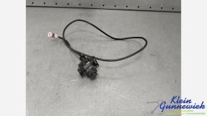 Używane Kamera lusterka lewego Mercedes Sprinter Cena € 175,00 Procedura marży oferowane przez Klein Gunnewiek Autodemontage & Motorentechniek