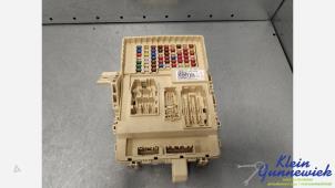 Używane Skrzynka bezpieczników Kia Niro Cena € 125,00 Procedura marży oferowane przez Klein Gunnewiek Autodemontage & Motorentechniek