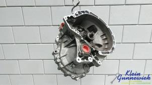 Używane Skrzynia biegów Ford Fiesta Cena € 995,00 Procedura marży oferowane przez Klein Gunnewiek Autodemontage & Motorentechniek