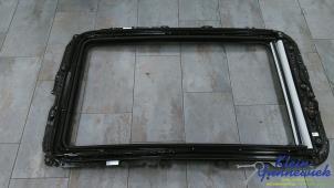 Używane Dach panoramiczny Volkswagen Tiguan Cena € 995,00 Procedura marży oferowane przez Klein Gunnewiek Autodemontage & Motorentechniek