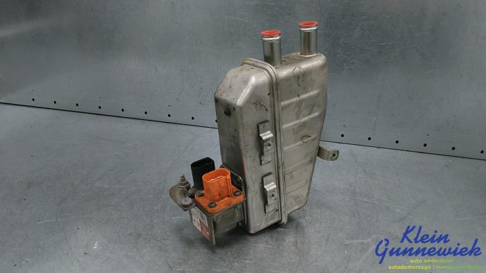 HV-kylarvätskevärmare från en Volkswagen Passat 2015