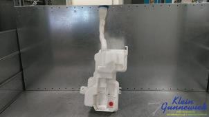 Begagnade Spolartank, vindruta Volvo XC40 Pris € 30,00 Marginaltabell erbjuds av Klein Gunnewiek Autodemontage & Motorentechniek