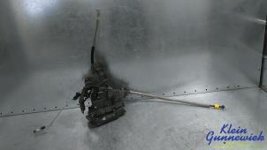 Używane Mechanizm blokady drzwi prawych tylnych wersja 4-drzwiowa Mercedes E-Klasse Cena € 45,00 Procedura marży oferowane przez Klein Gunnewiek Autodemontage & Motorentechniek