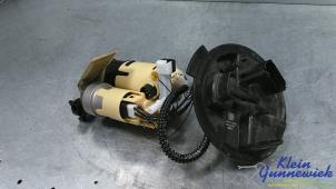 Gebruikte Brandstofpomp Elektrisch Mercedes E-Klasse Prijs € 125,00 Margeregeling aangeboden door Klein Gunnewiek Autodemontage & Motorentechniek