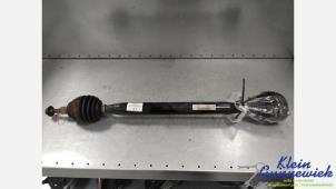 Gebruikte Aandrijfas rechts-voor Volkswagen Golf Prijs € 60,00 Margeregeling aangeboden door Klein Gunnewiek Autodemontage & Motorentechniek