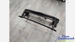 Begagnade Främre stötfångarram Volkswagen E-Golf Pris € 125,00 Marginaltabell erbjuds av Klein Gunnewiek Autodemontage & Motorentechniek