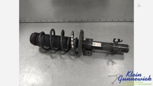 Begagnade Stötdämparstång, vänster fram Volkswagen Polo Pris € 50,00 Marginaltabell erbjuds av Klein Gunnewiek Autodemontage & Motorentechniek