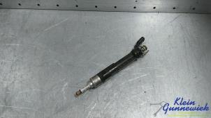 Gebruikte Injector (benzine injectie) Mercedes CLA Prijs € 60,00 Margeregeling aangeboden door Klein Gunnewiek Autodemontage & Motorentechniek
