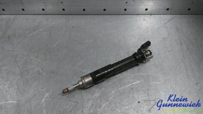 Insprutare (bensin) från en Mercedes CLA 2021