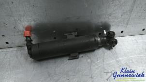 Używane Spryskiwacz reflektorów Skoda Fabia Cena € 15,00 Procedura marży oferowane przez Klein Gunnewiek Autodemontage & Motorentechniek