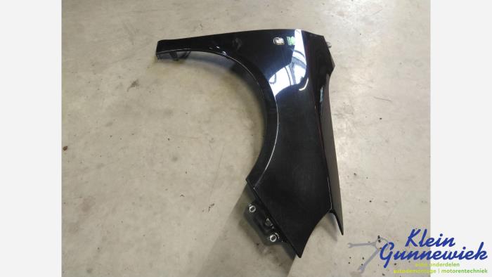 Framskärm, höger från en Skoda Fabia 2012