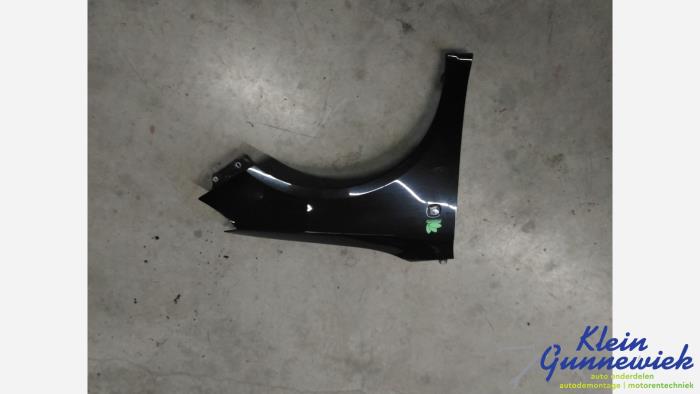 Framskärm, höger från en Skoda Fabia 2012