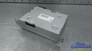 Gebruikte Multi Media Regelunit Opel Vivaro Prijs € 295,00 Margeregeling aangeboden door Klein Gunnewiek Autodemontage & Motorentechniek