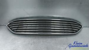 Gebruikte Grille Ford Focus Prijs € 115,00 Margeregeling aangeboden door Klein Gunnewiek Autodemontage & Motorentechniek