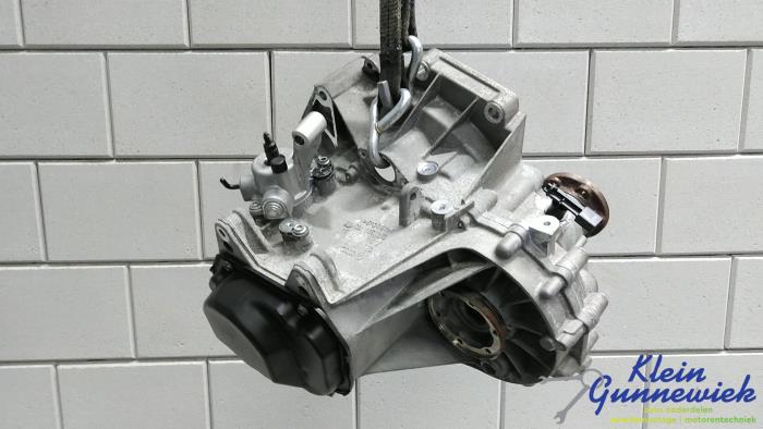 Versnellingsbak van een Volkswagen Polo 2010