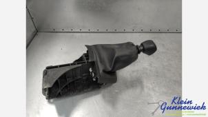 Używane Dzwignia zmiany biegów Opel Movano Cena € 95,00 Procedura marży oferowane przez Klein Gunnewiek Autodemontage & Motorentechniek