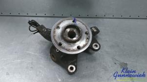 Gebruikte Fusee links-voor Mercedes Vito Prijs € 150,00 Margeregeling aangeboden door Klein Gunnewiek Autodemontage & Motorentechniek