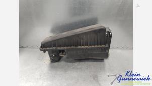 Używane Obudowa filtra powietrza BMW X5 Cena € 65,00 Procedura marży oferowane przez Klein Gunnewiek Autodemontage & Motorentechniek